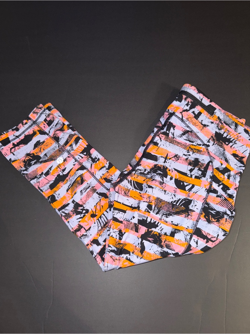 NWOT Lululemon Abstract Striped Active Cropped Leggings Pink, Orange, Black